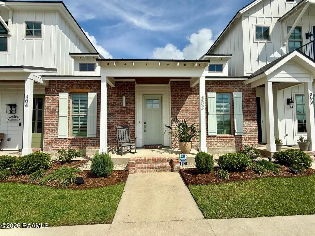 302 Sandstone Avenue Scott, LA 70583 - Photo 1 of 19 front