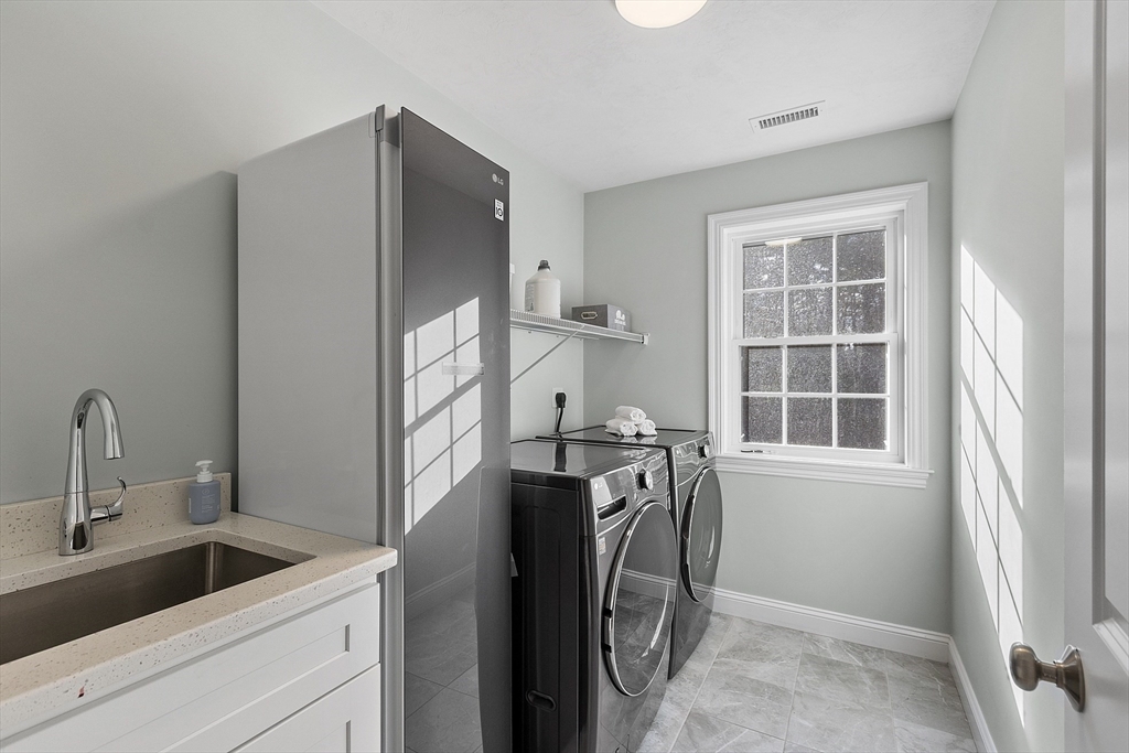 27 Spring Road Westborough, MA 01581 - Photo 28 of 41