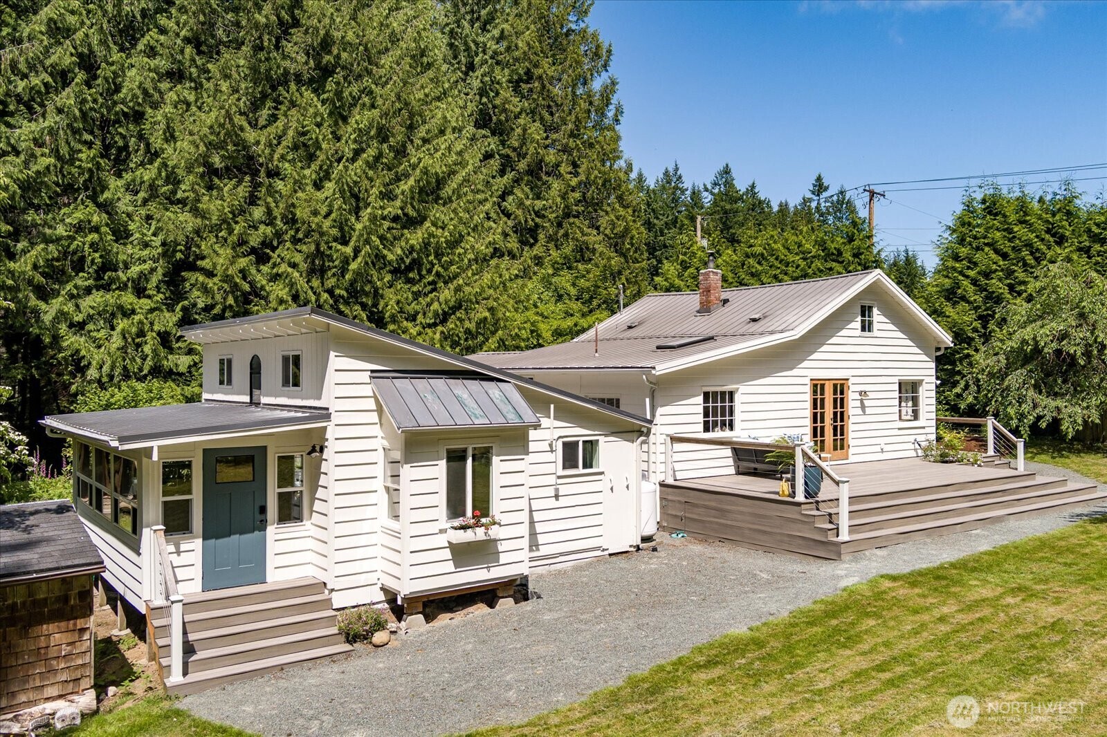 5396 Langley Road Langley, WA 98260 - Photo 2 of 40 Gallery Image 2