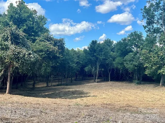 $115,000 | 2095 Hatties Way, Hamptonville, NC 27020