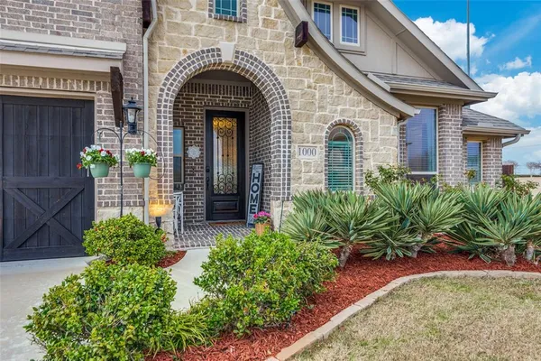 $485,000 | 1000 Brenham Drive, Godley, TX 76044