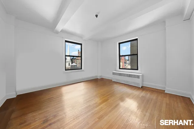 $599,000 | 179 East 79th Street, Unit 15D | Upper East Side