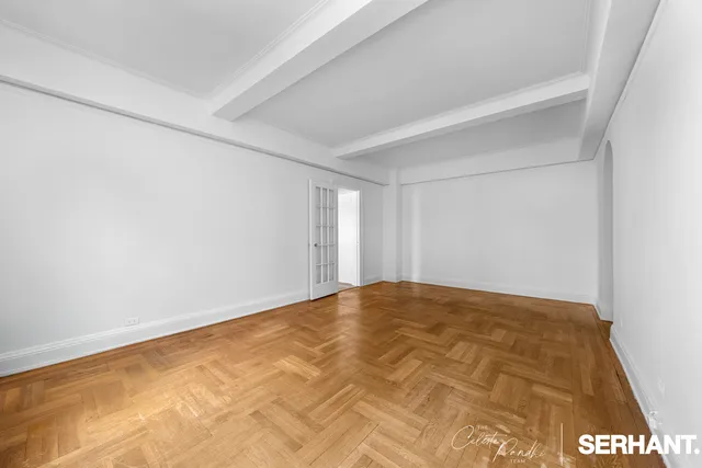 $599,000 | 179 East 79th Street, Unit 15D | Upper East Side