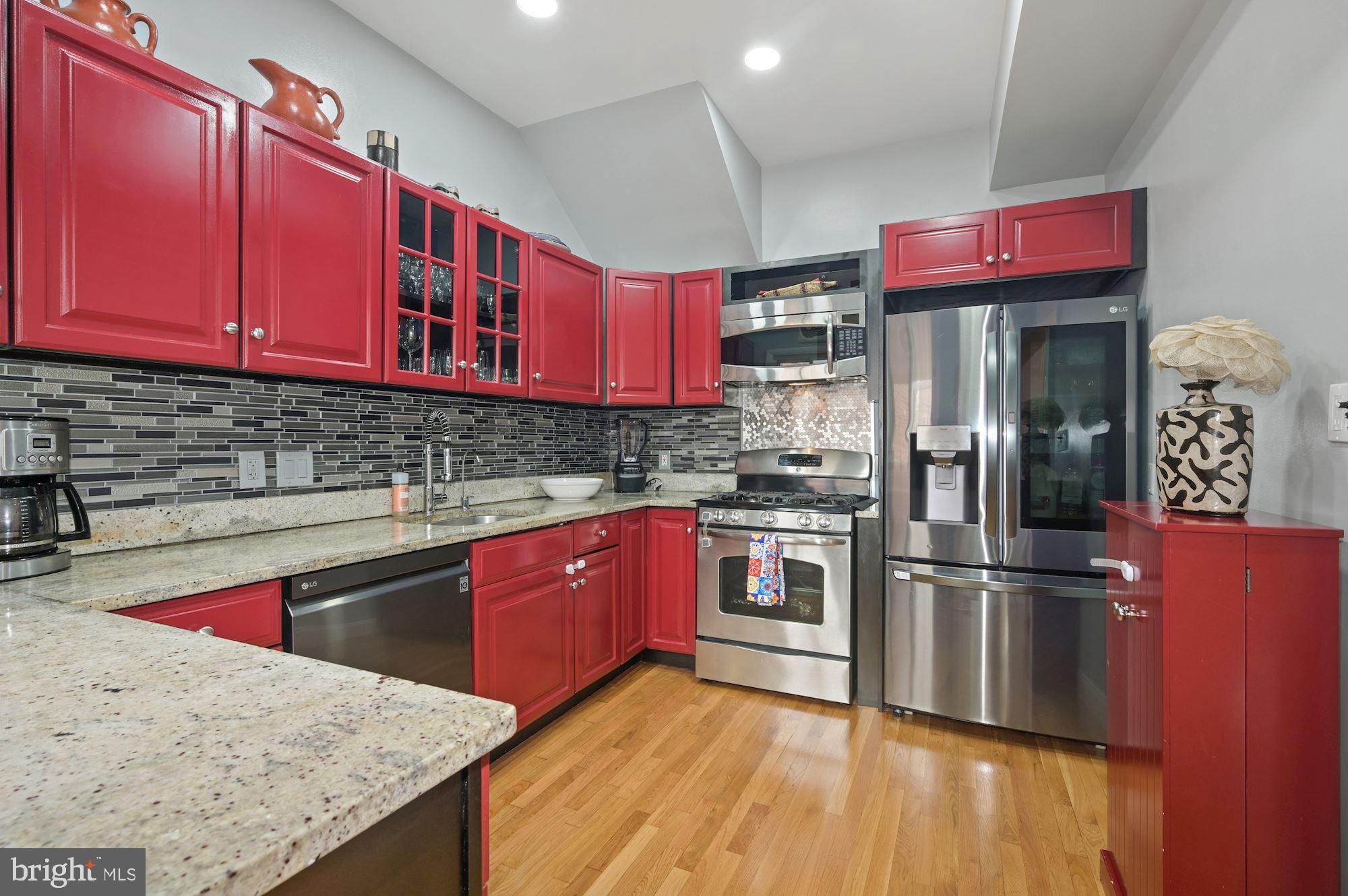 2231 Hall Place Northwest Washington, DC 20007 - Photo 4 of 23