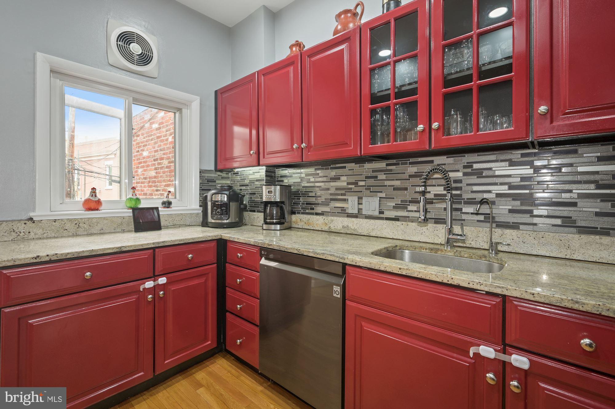 2231 Hall Place Northwest Washington, DC 20007 - Photo 5 of 23