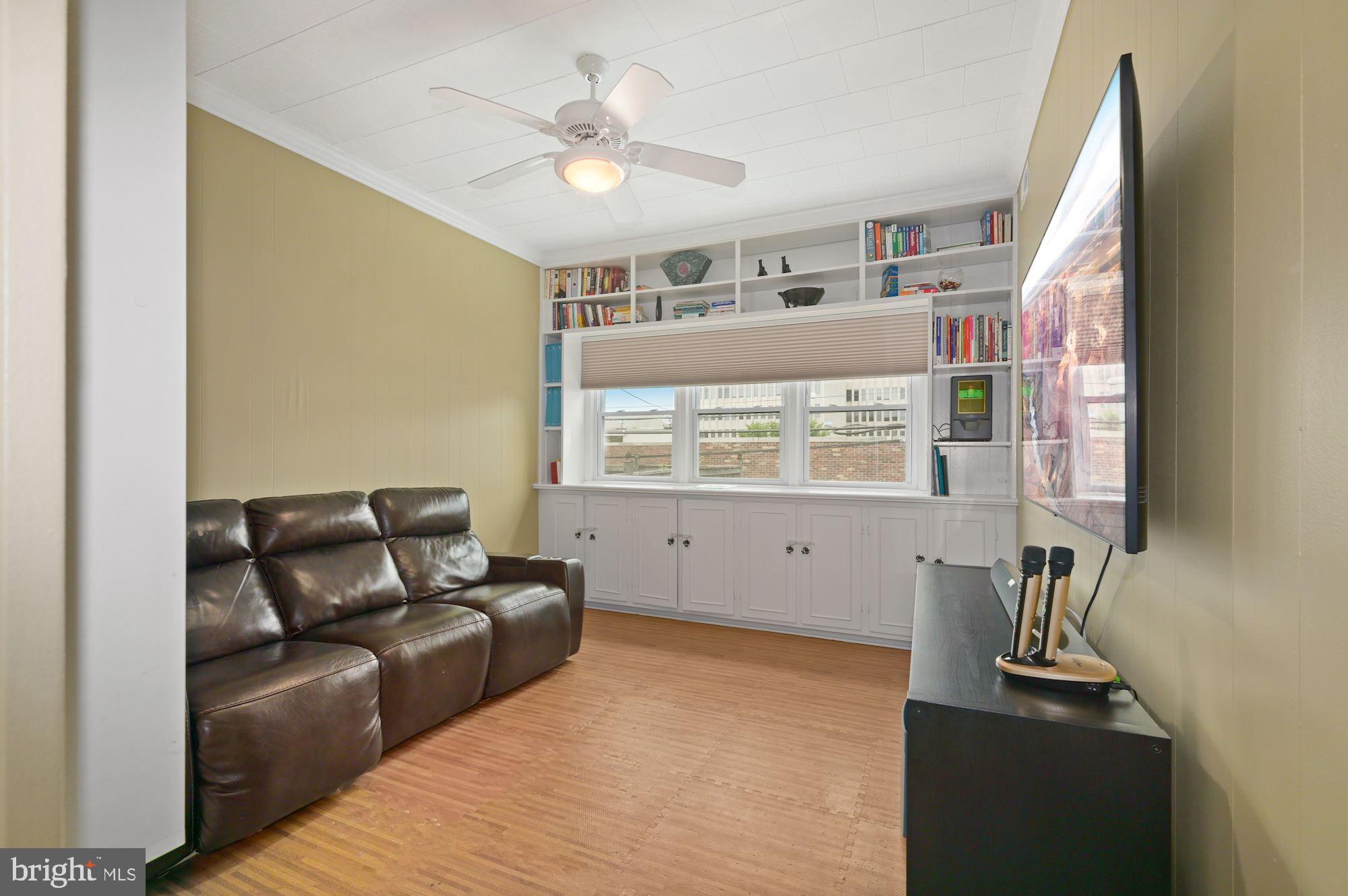 2231 Hall Place Northwest Washington, DC 20007 - Photo 6 of 23