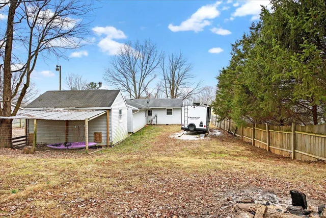 $285,000 | 4390 North Ridgewood Drive, Bloomington, IN 47404