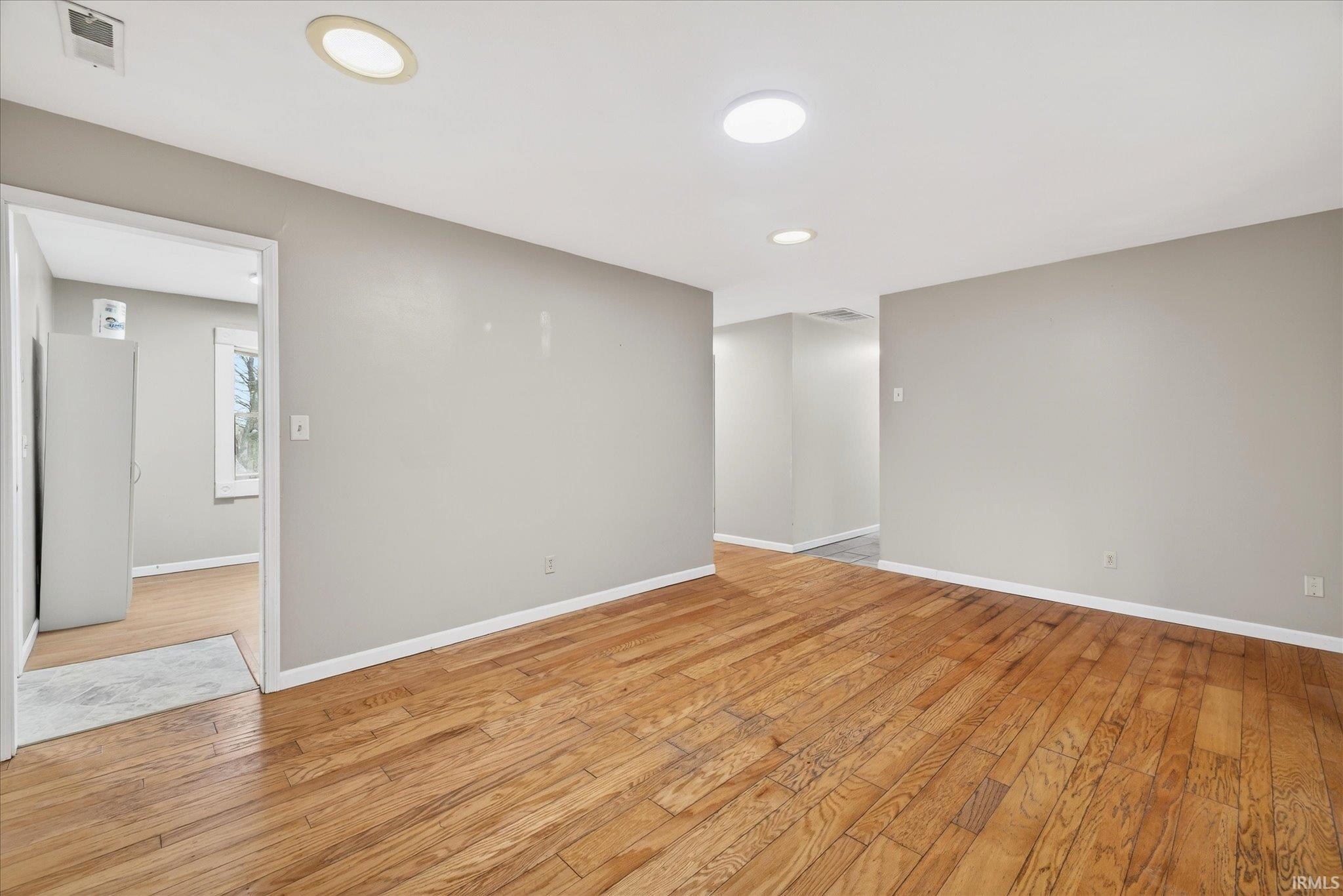 4390 North Ridgewood Drive Bloomington, IN 47404 - Photo 10 of 29