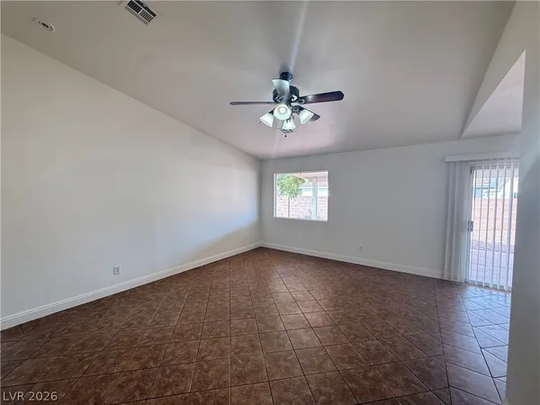 $1,950 | 3130 Meadow Flower Avenue, North Las Vegas, NV 89031