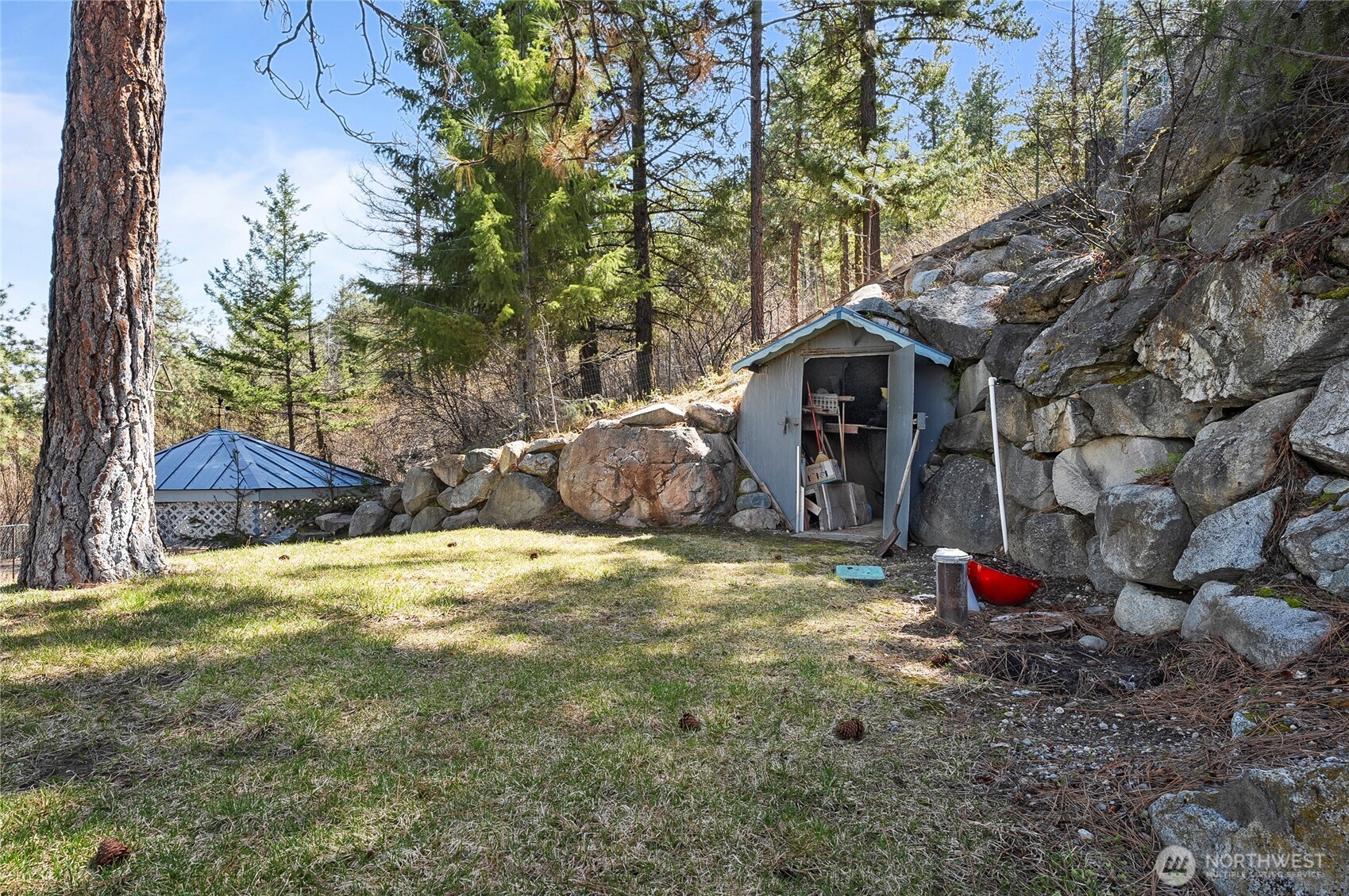 985 Guffy Road Chelan, WA 98816 - Photo 15 of 40