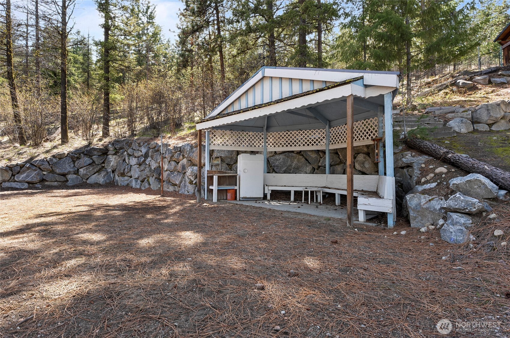 985 Guffy Road Chelan, WA 98816 - Photo 16 of 40