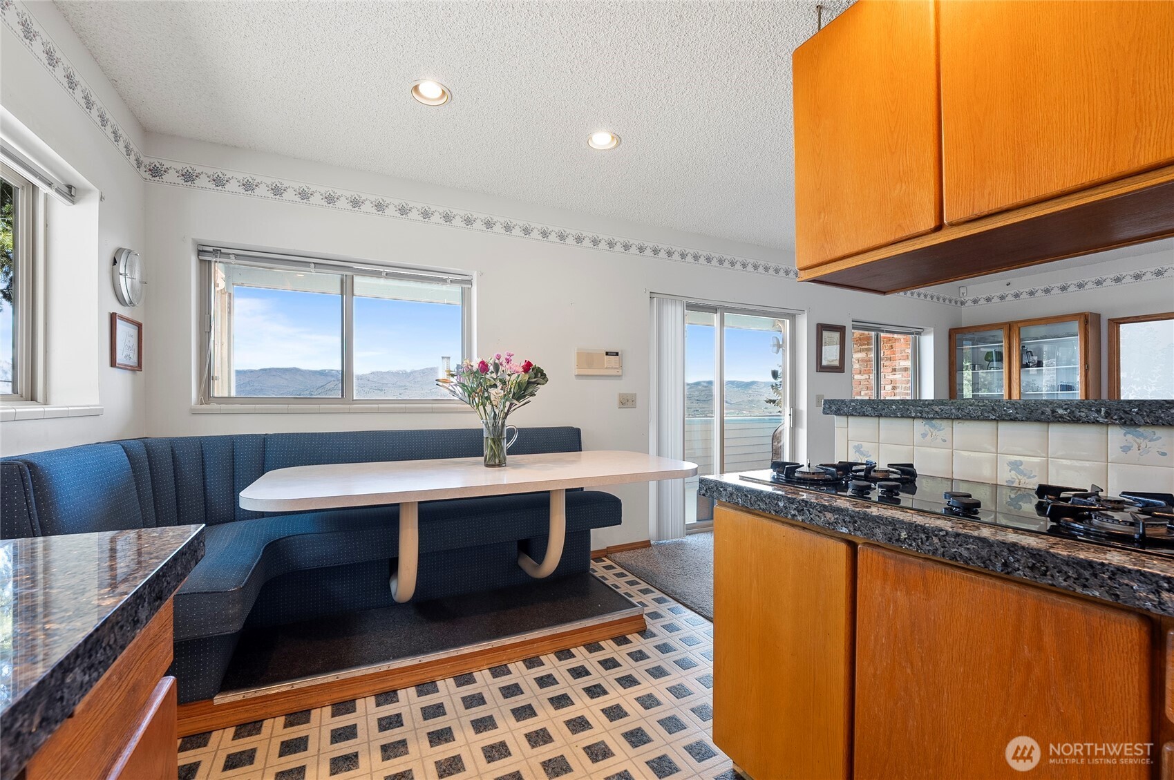 985 Guffy Road Chelan, WA 98816 - Photo 19 of 40