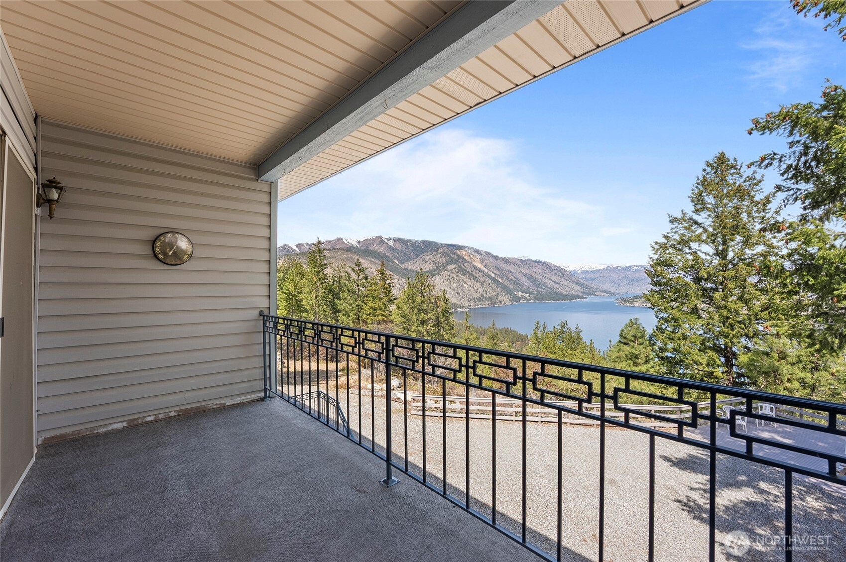 985 Guffy Road Chelan, WA 98816 - Photo 9 of 40