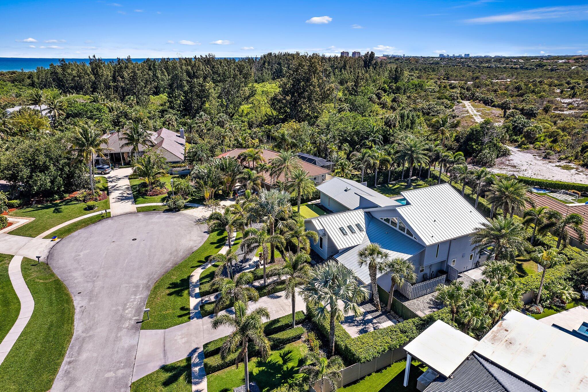 126 Orion Circle Jupiter, FL 33477 - Photo 3 of 82 06