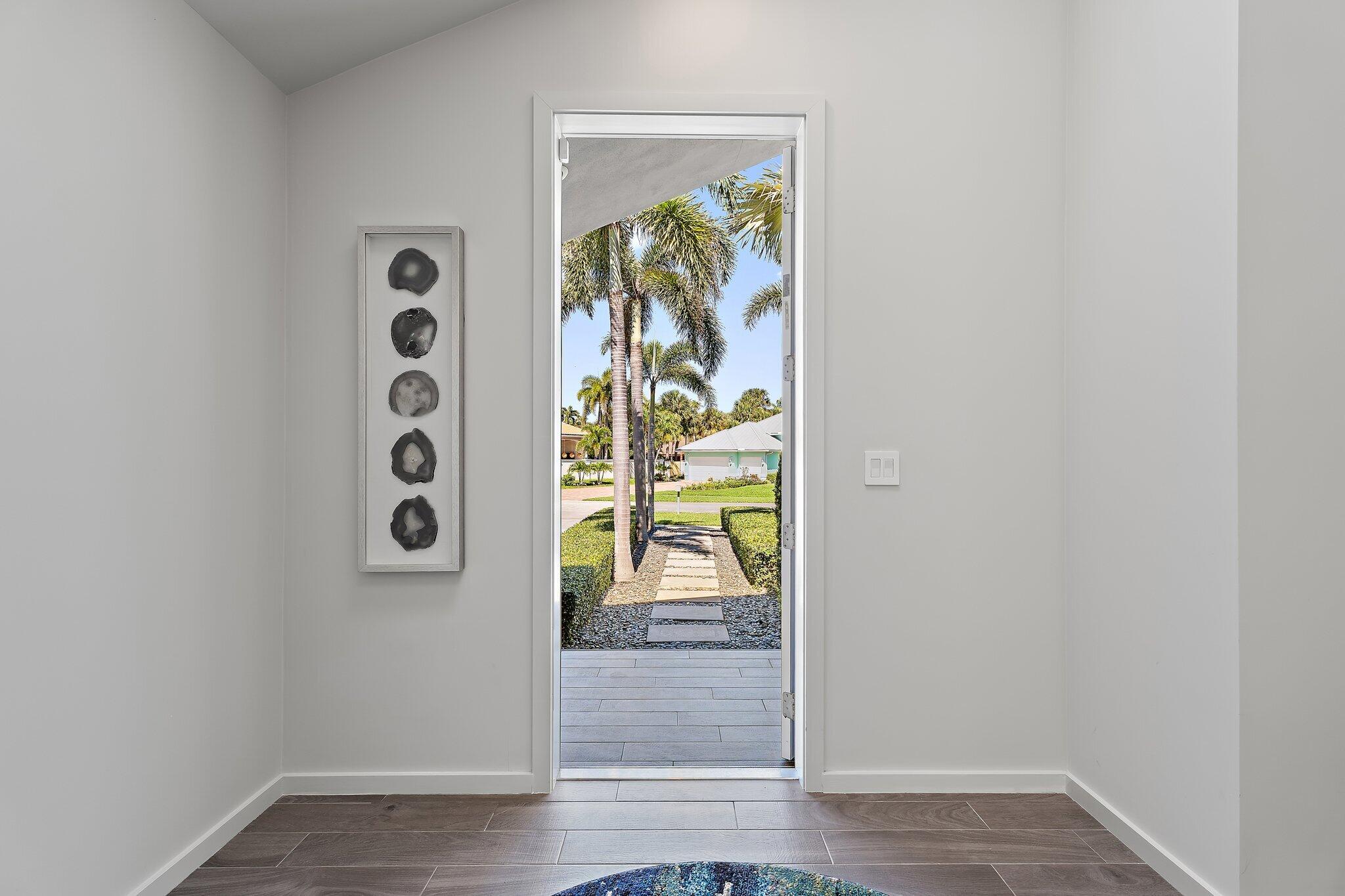 126 Orion Circle Jupiter, FL 33477 - Photo 4 of 82 14