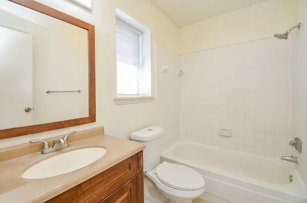 $1,450 | 12300 Brookglade Circle, Unit 139, Houston, TX 77099