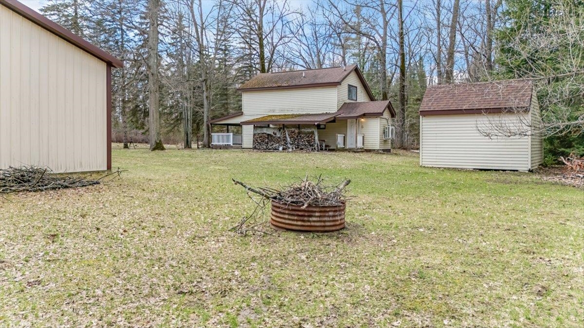 6992 Larry Street Hale, MI 48739 - Photo 6 of 51