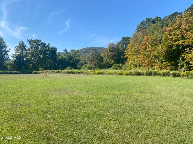 $305,000 | 7 Smith Road, Petersburgh, NY 12138