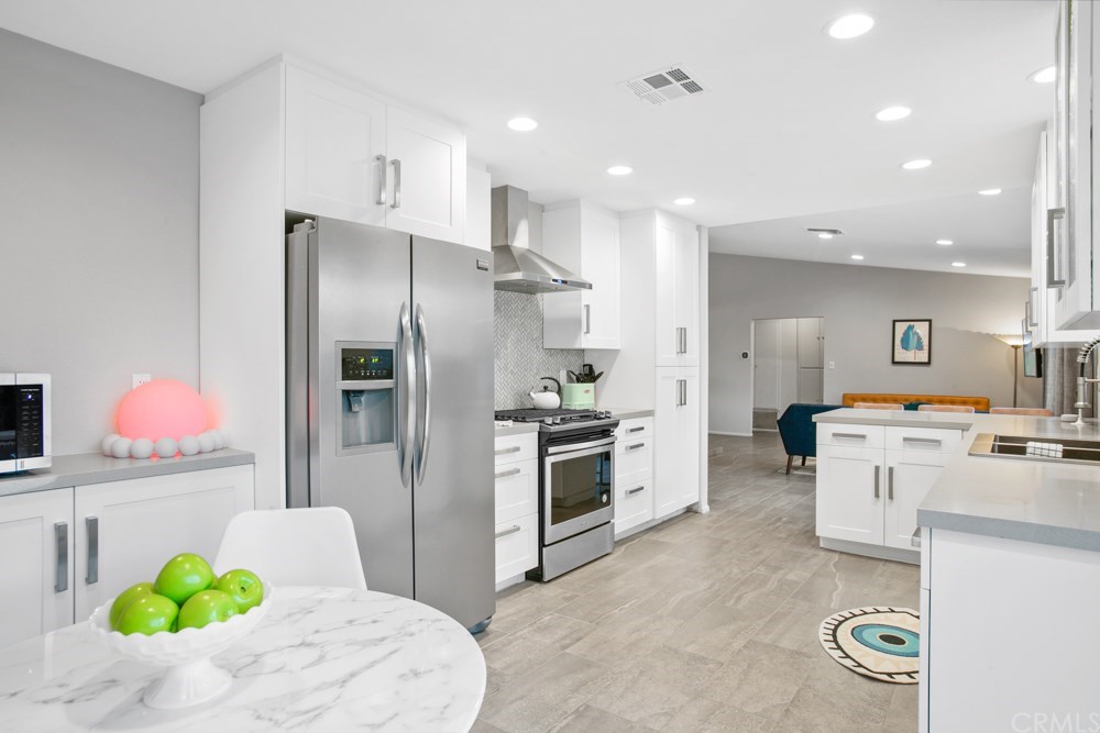 350 West Pico Road Palm Springs, CA 92262 - Photo 12 of 38