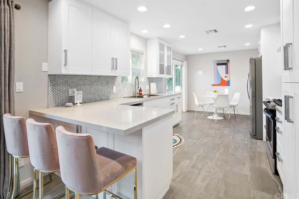 350 West Pico Road Palm Springs, CA 92262 - Photo 13 of 38