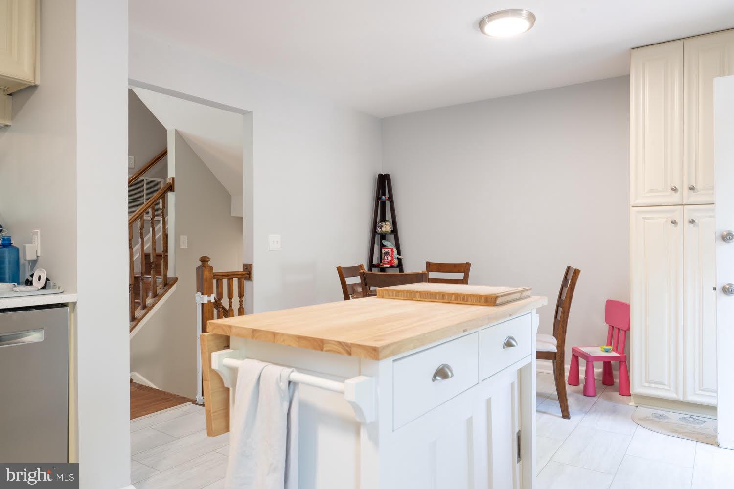 6005 Bingley Road Alexandria, VA 22315 - Photo 7 of 17