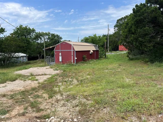 $1,000 | 122 Private Road, Clifton, TX 76634