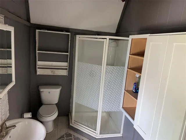 $1,000 | 122 Private Road, Clifton, TX 76634