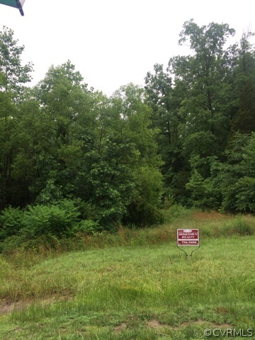 6129 Autumn Bluff Road Powhatan, VA 23139 - Photo 2 of 4 Gallery Image 2