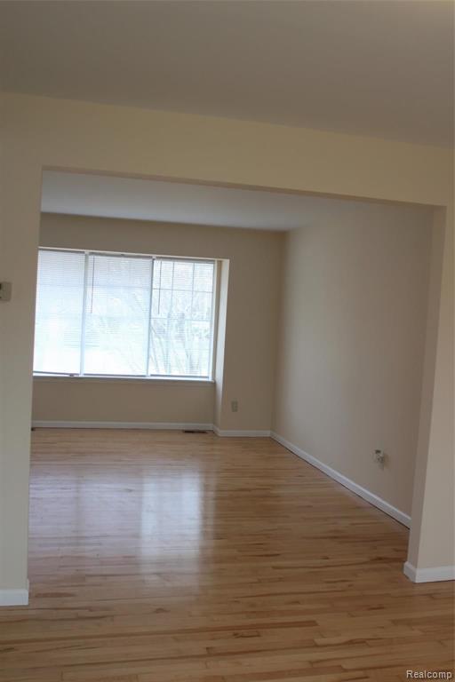 46409 Aarons Way Canton, MI 48188 - Photo 18 of 53