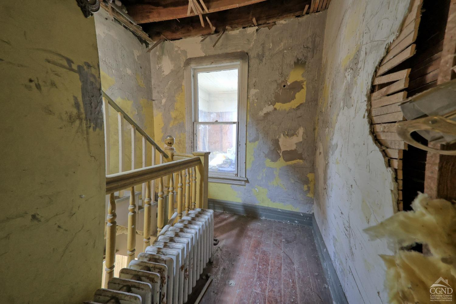 228 Water Street Catskill, NY 12414 - Photo 12 of 38 Photo 12