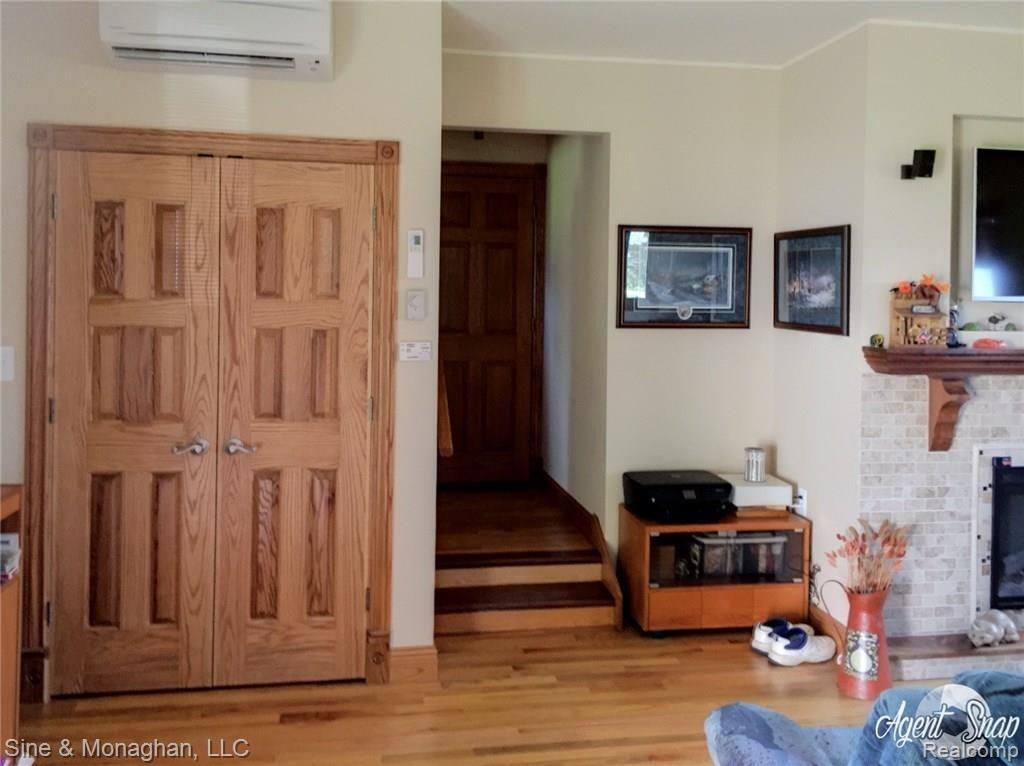 10479 Carroll Road Columbus, MI 48063 - Photo 21 of 52 Great storage and hardwood floor throughout