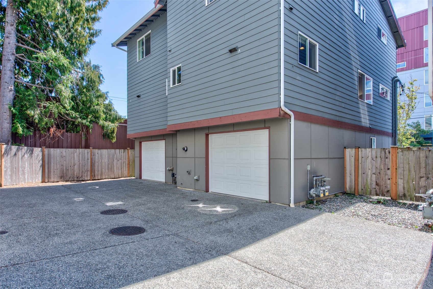 950 North 96th Street Seattle, WA 98103 - Photo 3 of 20 Gallery Image 3