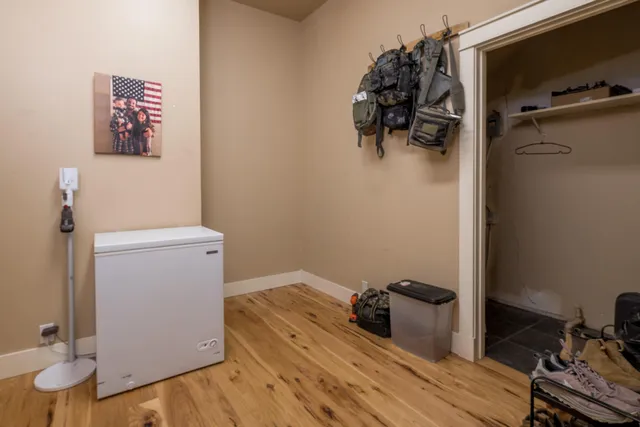 $785,000 | 1095 Highway 20, Fairfield, ID 83327