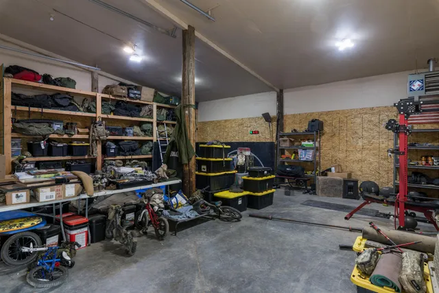 $785,000 | 1095 Highway 20, Fairfield, ID 83327