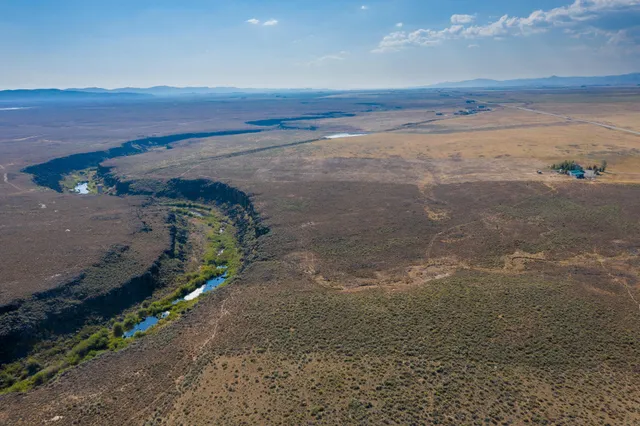 $785,000 | 1095 Highway 20, Fairfield, ID 83327