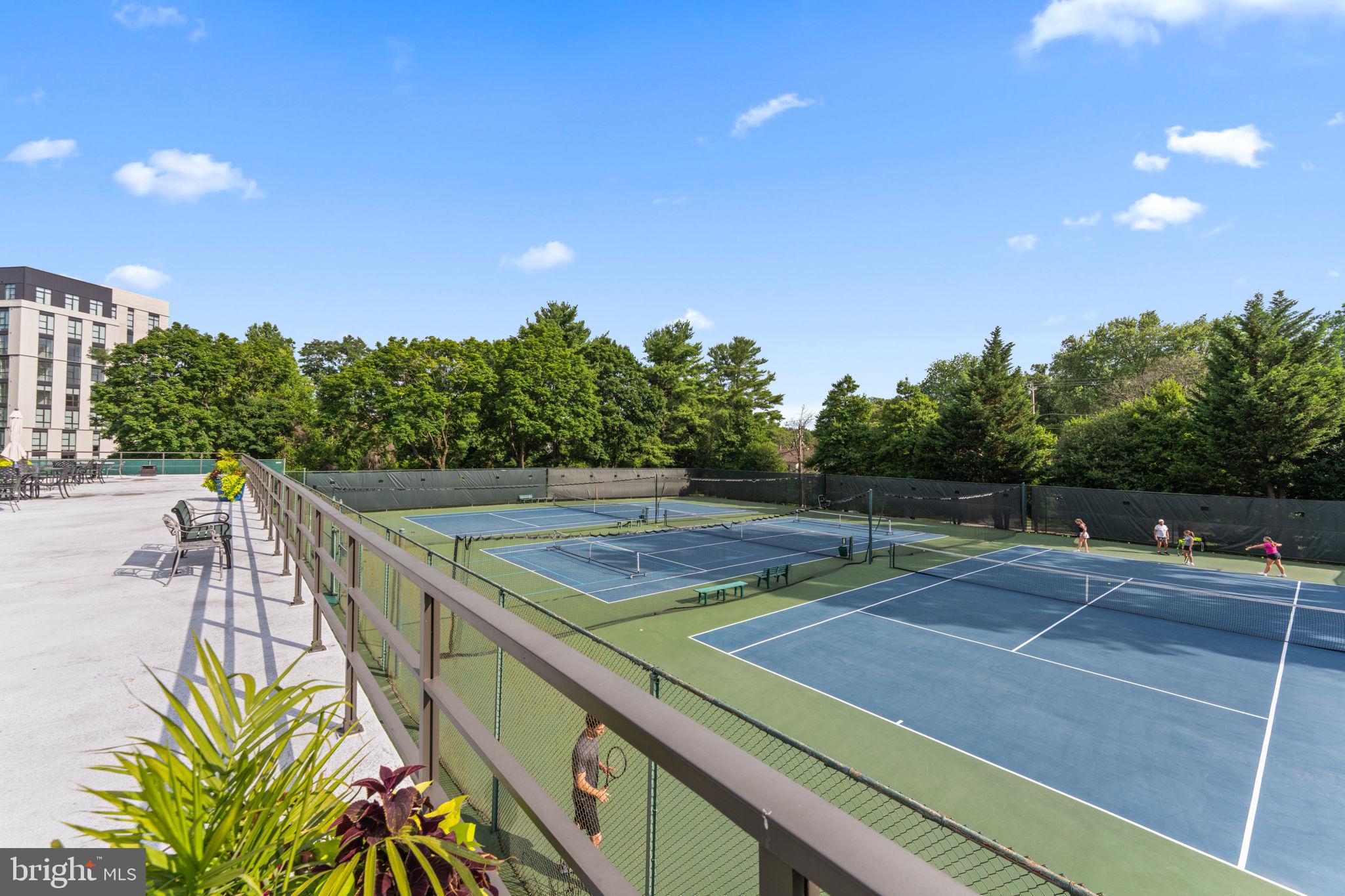 5225 Pooks Hill Road, Unit 1305N Bethesda, MD 20814 - Photo 12 of 25