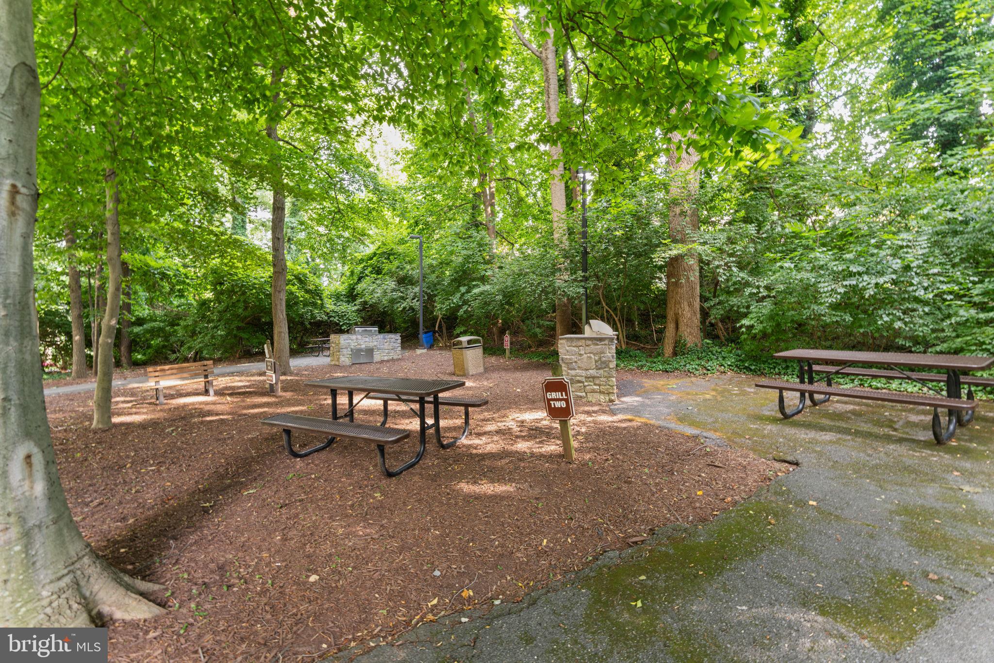 5225 Pooks Hill Road, Unit 1305N Bethesda, MD 20814 - Photo 14 of 25