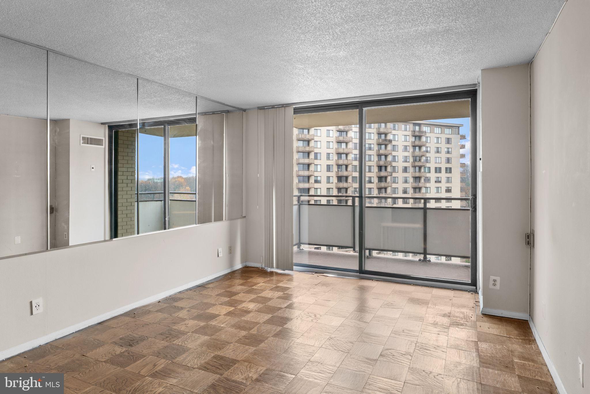 5225 Pooks Hill Road, Unit 1305N Bethesda, MD 20814 - Photo 3 of 25