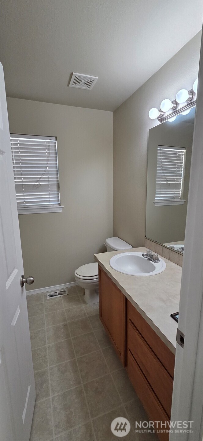 12823 166th St Court East Puyallup, WA 98374 - Photo 21 of 24