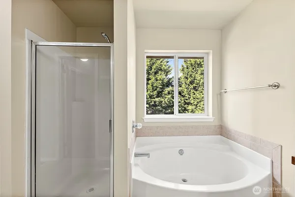 $549,999 | 12823 166th St Court East, Puyallup, WA 98374