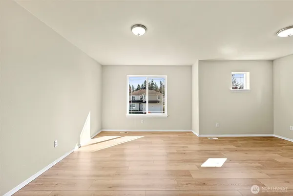 $549,999 | 12823 166th St Court East, Puyallup, WA 98374