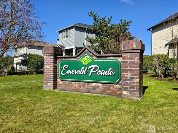 $549,999 | 12823 166th St Court East, Puyallup, WA 98374