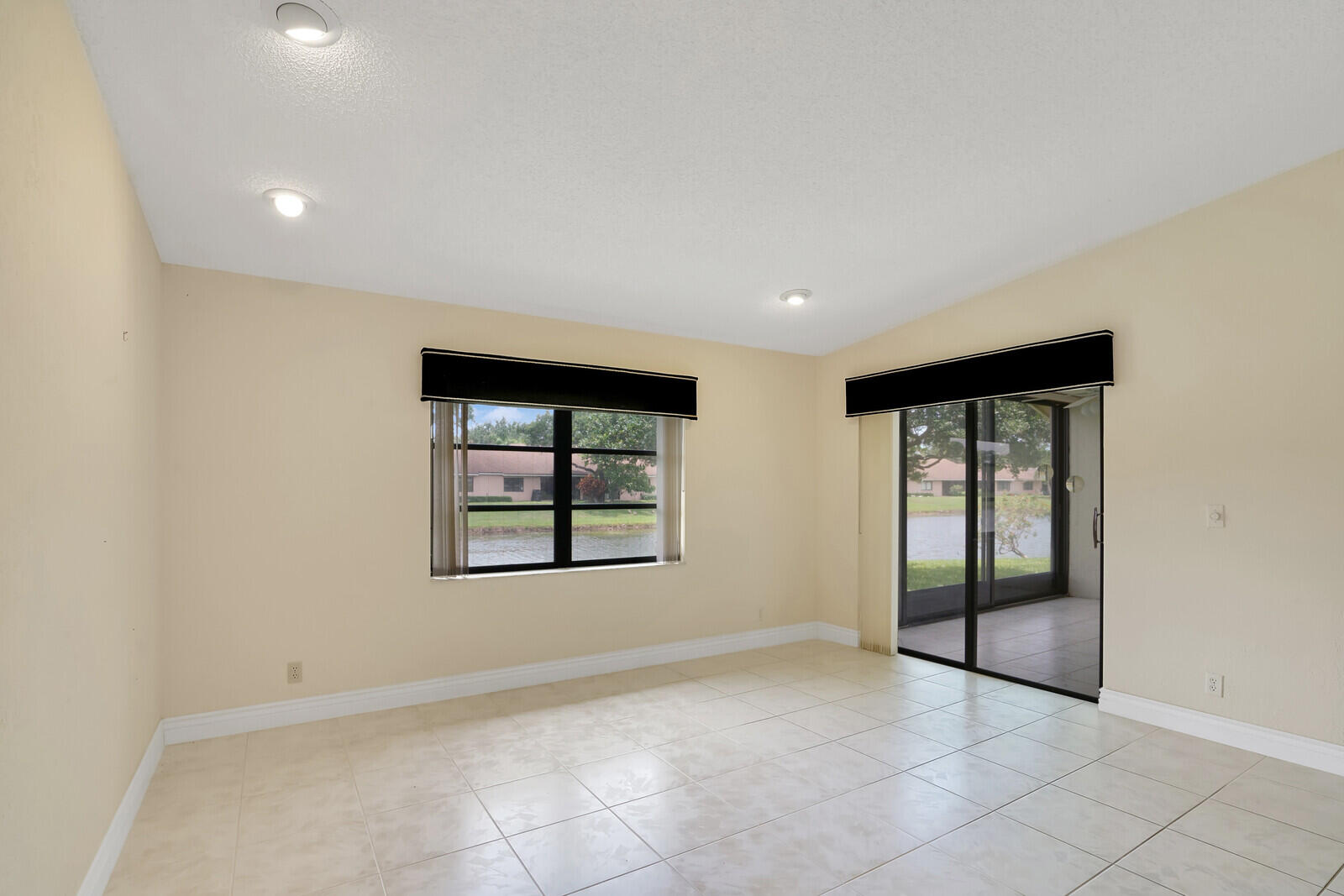 8253 Summersong Terrace Boca Raton, FL 33496 - Photo 12 of 33 RX-10997347