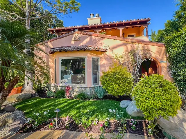 $4,450,000 | 3524 Grand View Boulevard, Los Angeles, CA 90066