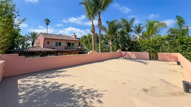 $4,450,000 | 3524 Grand View Boulevard, Los Angeles, CA 90066