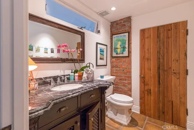 $4,450,000 | 3524 Grand View Boulevard, Los Angeles, CA 90066