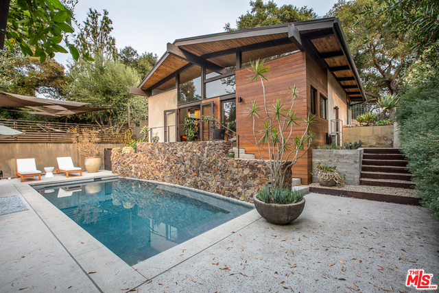 20944 Waveview Drive Topanga, CA 90290 - Photo 2 of 30