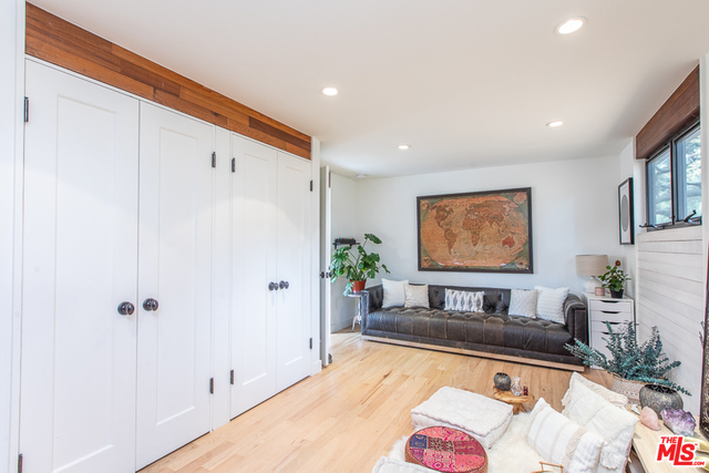 20944 Waveview Drive Topanga, CA 90290 - Photo 16 of 30