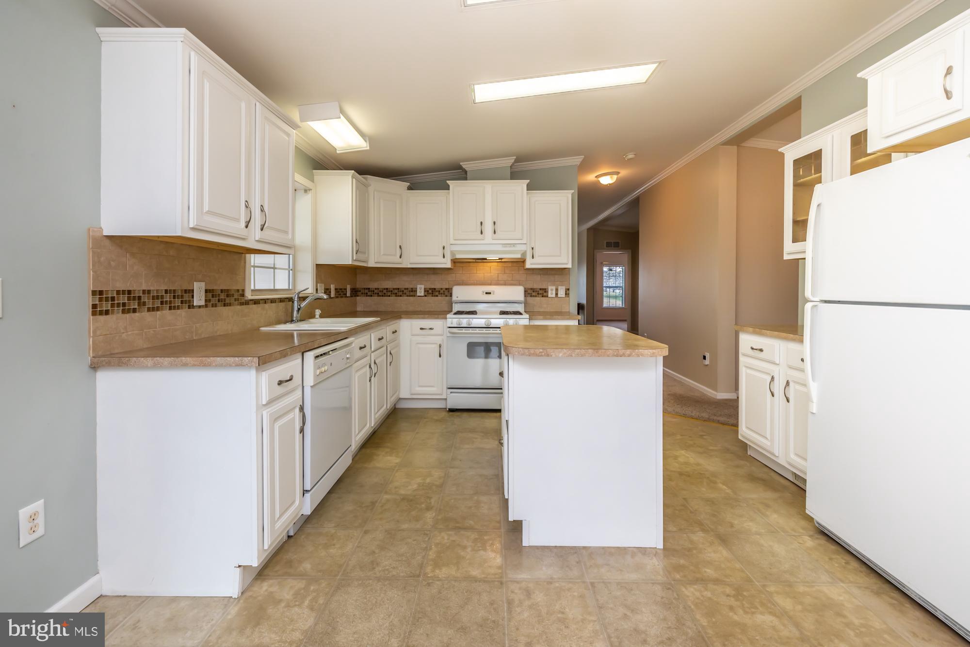 81 Westin Road Douglassville, PA 19518 - Photo 15 of 45 Kitchen