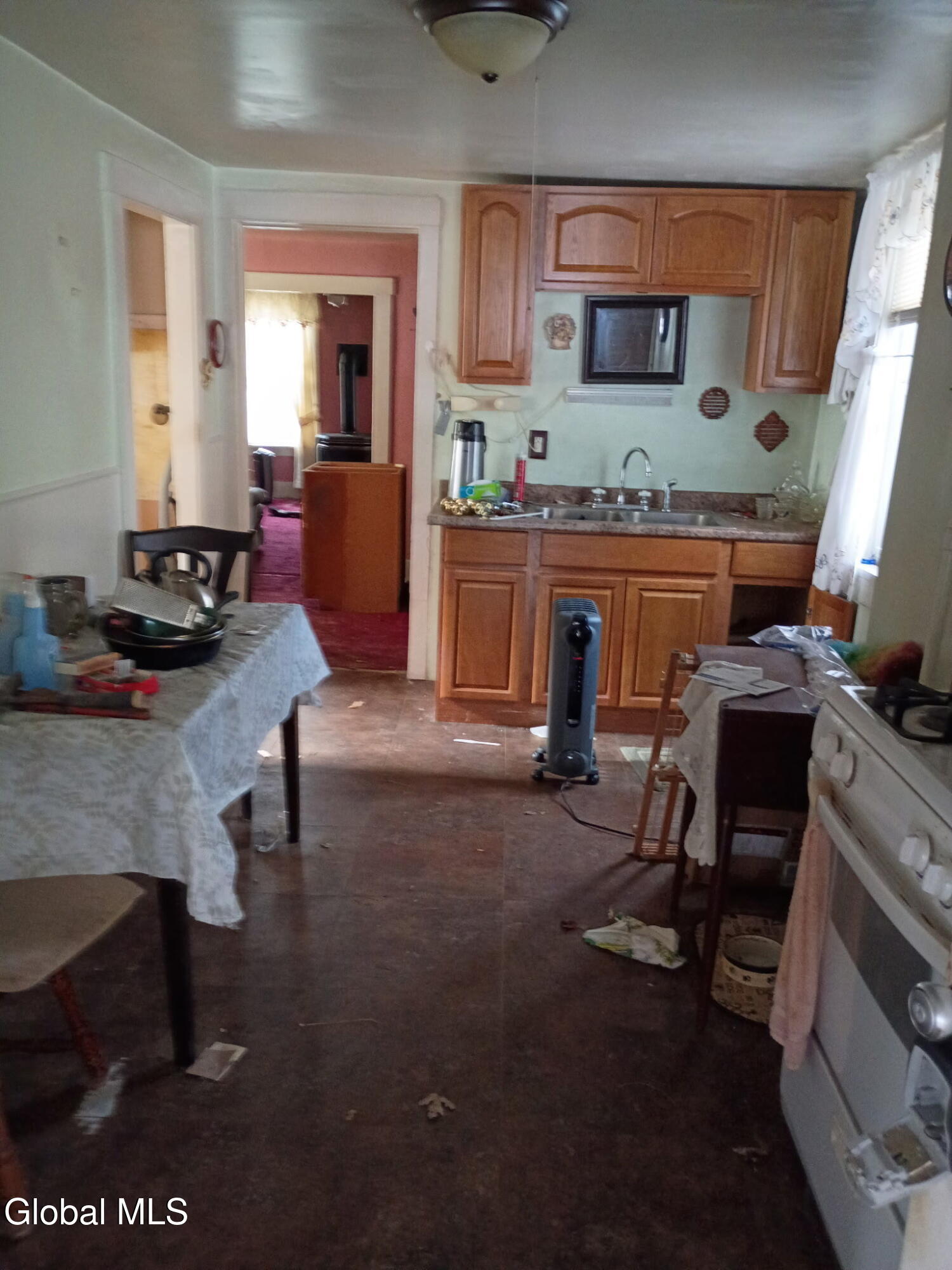 408 Williams Street Troy, NY 12180 - Photo 14 of 52 6292011090472660230